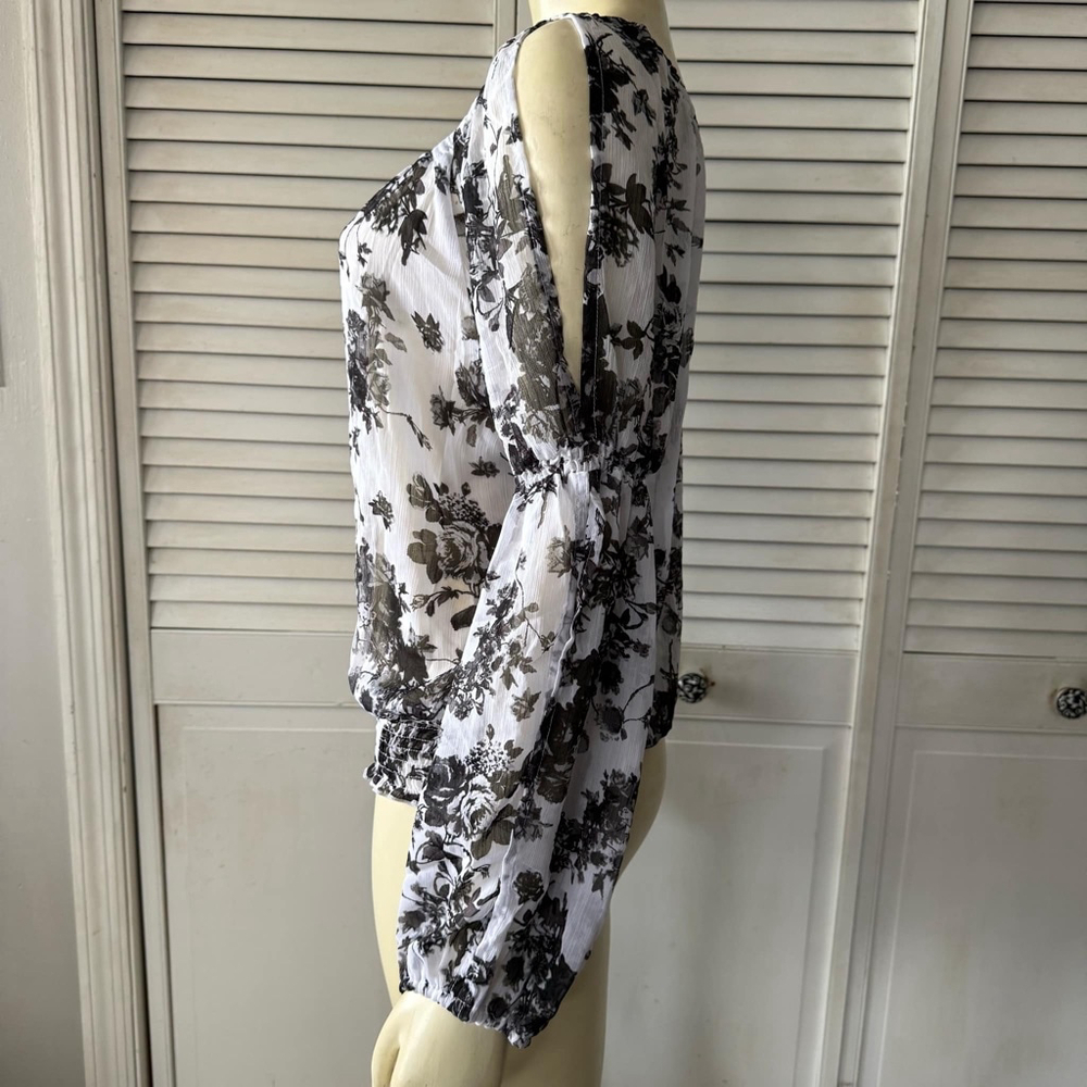 Women's Floral Blouse Top XL White Black - Picture 3 of 10